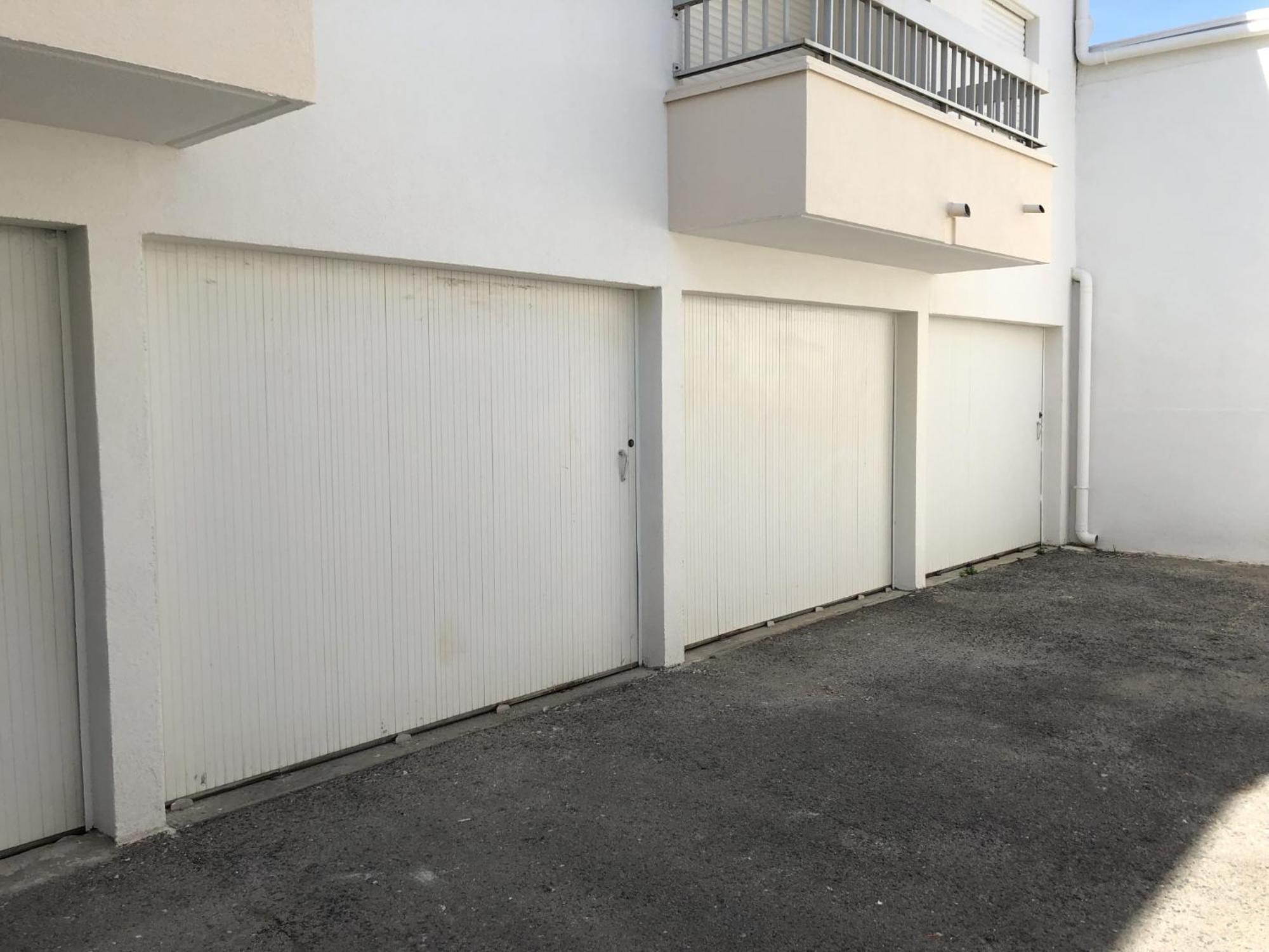 Duplex Centre Ville - 50M De La Plage - Clim - Garage - Netflix Le Grau-du-Roi Room photo