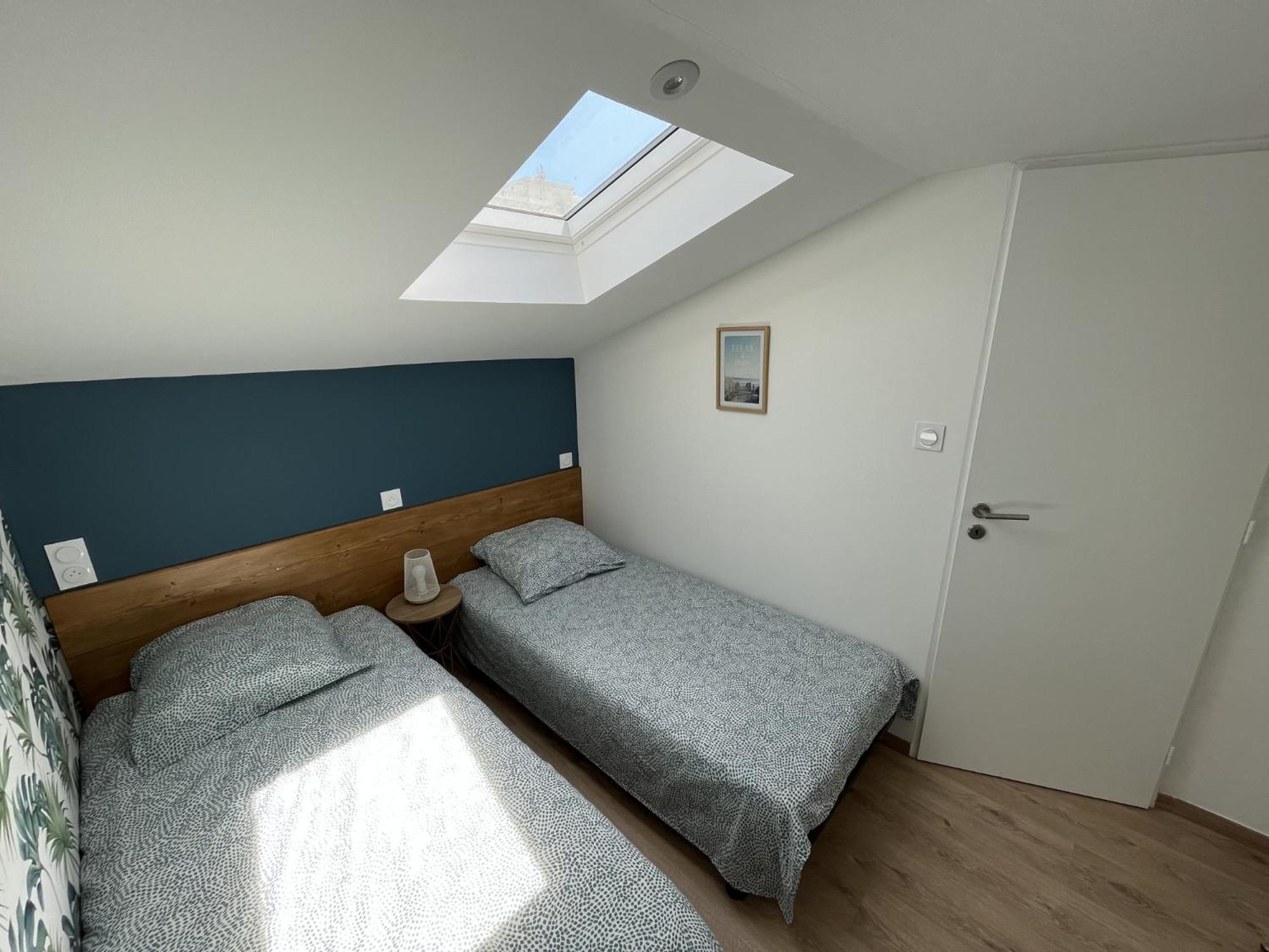 Duplex Centre Ville - 50M De La Plage - Clim - Garage - Netflix Le Grau-du-Roi Room photo